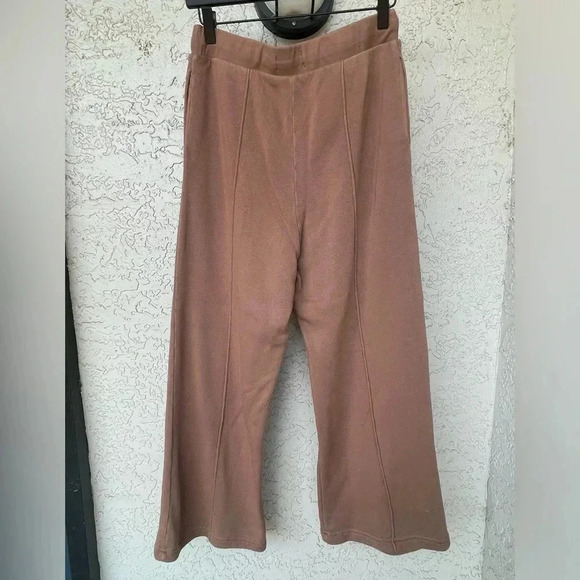 Carbon38 Pants - Picture 5 of 11